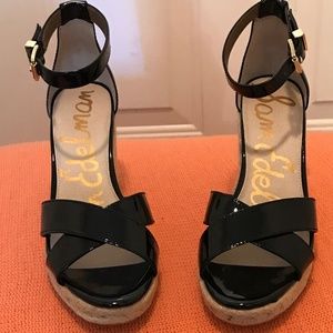 BRAND NEW Sam Edelman Black Wedge in size US 7.5